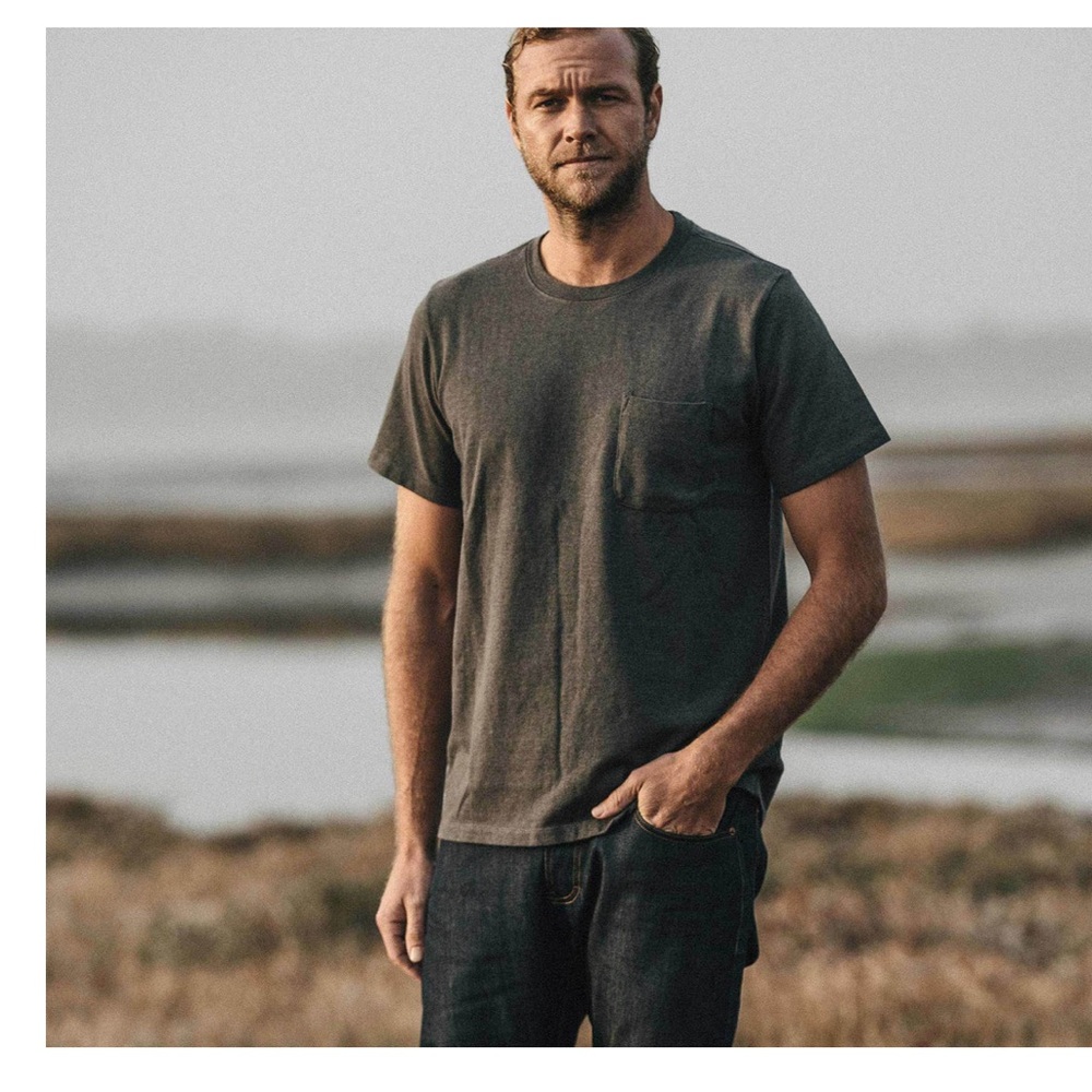 Men’s Taylor stitch Heavy Bag Tee in Cyprus